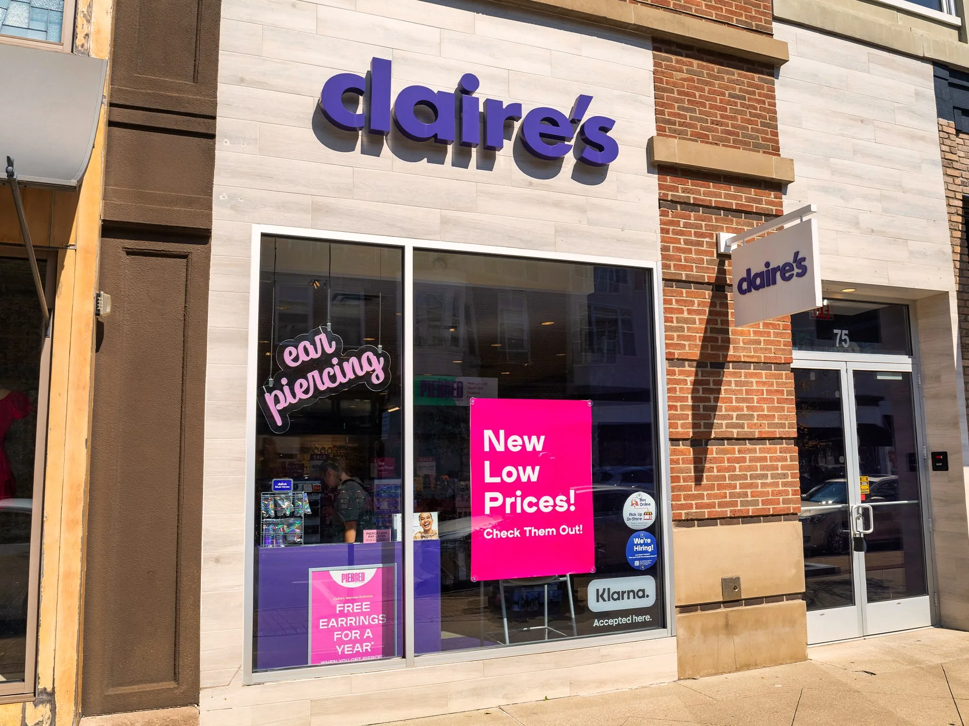 Claire's Claire's